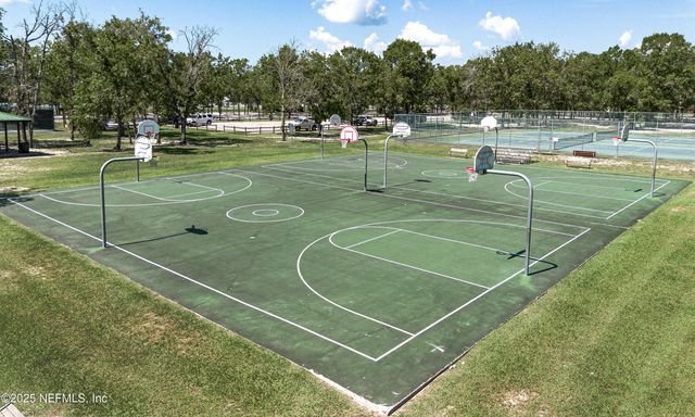 2923 SOUTHBANK Circle, Green Cove Springs, FL 32043