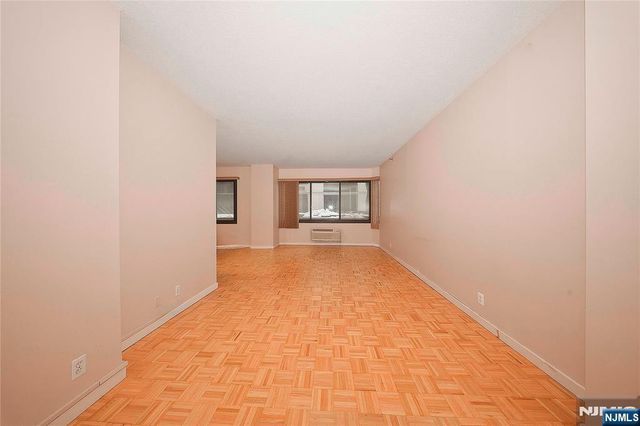 316 Prospect Avenue 2D, Hackensack, NJ 07601