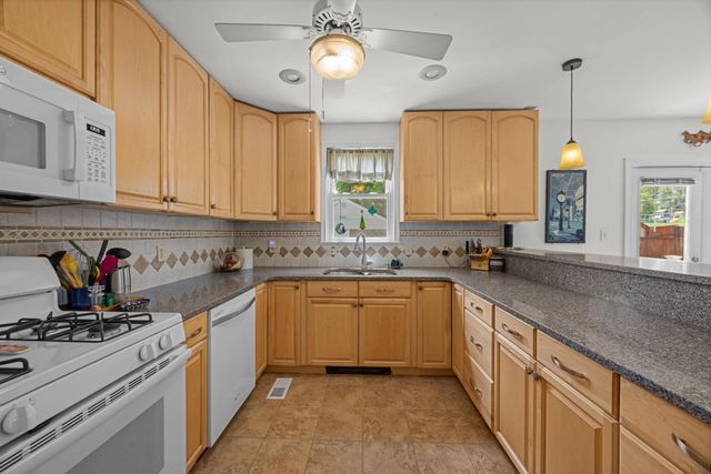 1206 LEEDS TER, Baltimore, MD 21227