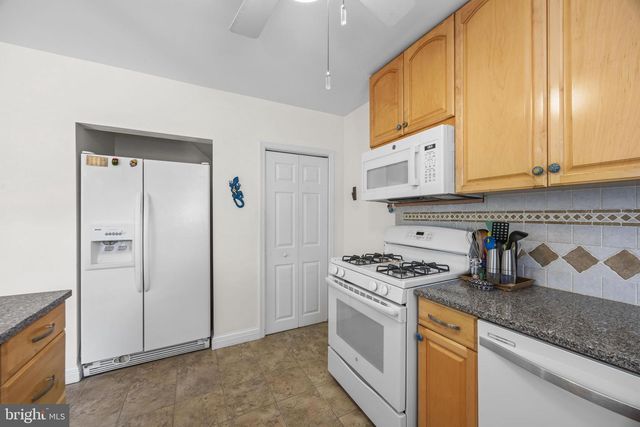 1206 LEEDS TER, Baltimore, MD 21227