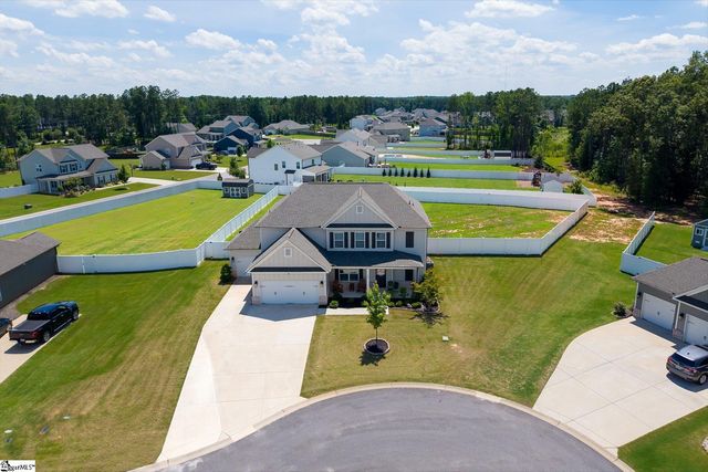 103 Martin Woods Way, Fountain Inn, SC 29644