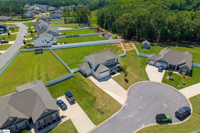 103 Martin Woods Way, Fountain Inn, SC 29644