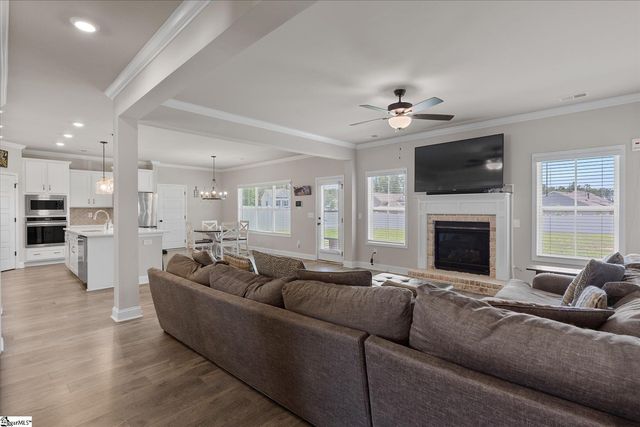 103 Martin Woods Way, Fountain Inn, SC 29644