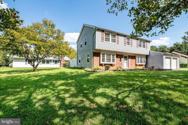 27 EAST LN, Willingboro, NJ 08046