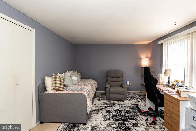 27 EAST LN, Willingboro, NJ 08046