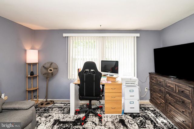 27 EAST LN, Willingboro, NJ 08046