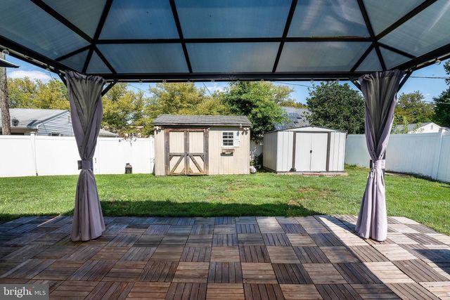 27 EAST LN, Willingboro, NJ 08046