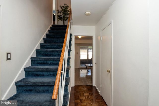 27 EAST LN, Willingboro, NJ 08046