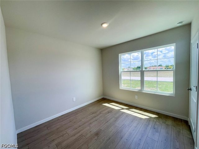 1321 NE 9th ST, Cape Coral, FL 33909