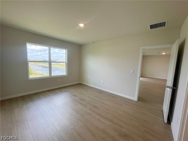 1321 NE 9th ST, Cape Coral, FL 33909