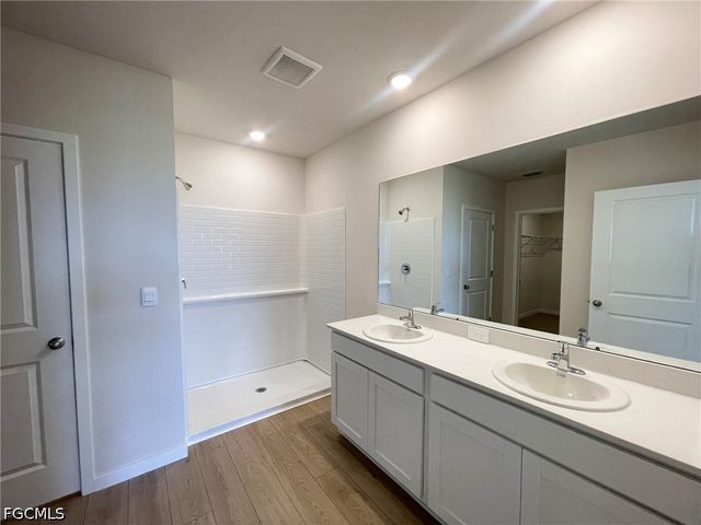 1321 NE 9th ST, Cape Coral, FL 33909