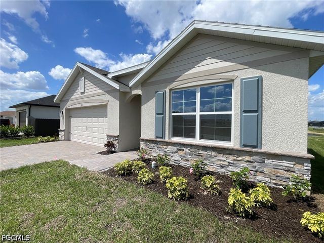 1321 NE 9th ST, Cape Coral, FL 33909