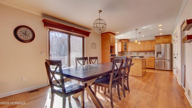 42 Daum Road, Manalapan, NJ 07726