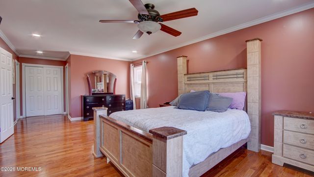 42 Daum Road, Manalapan, NJ 07726