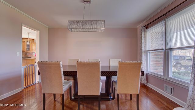 42 Daum Road, Manalapan, NJ 07726