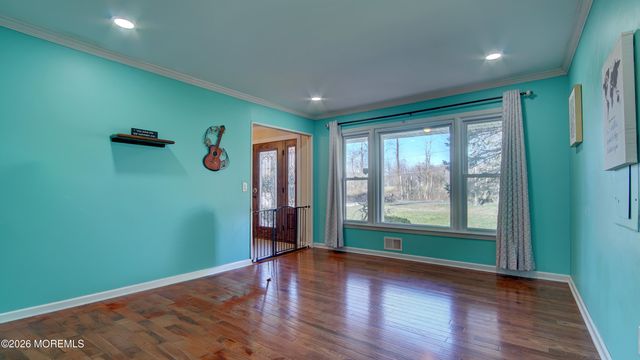 42 Daum Road, Manalapan, NJ 07726