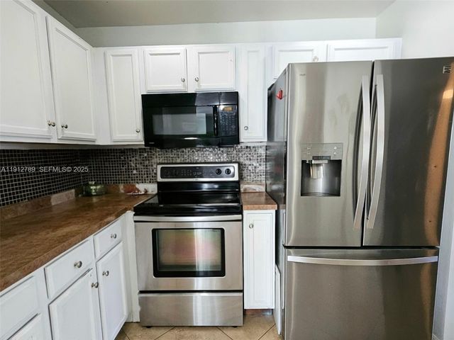 3505 SW 24th st, Lehigh Acres, FL 33976