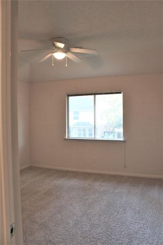 71 N Brooksedge Circle, The Woodlands, TX 77382