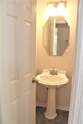 71 N Brooksedge Circle, The Woodlands, TX 77382