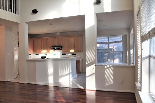 71 N Brooksedge Circle, The Woodlands, TX 77382