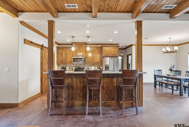 20846 County Road 26, Tyler, TX 75705