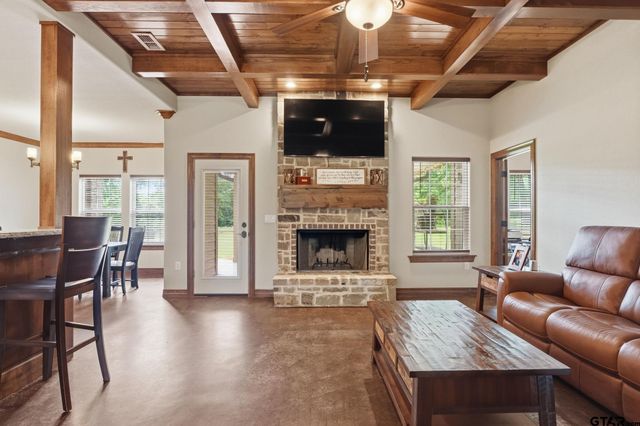 20846 County Road 26, Tyler, TX 75705