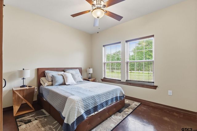 20846 County Road 26, Tyler, TX 75705