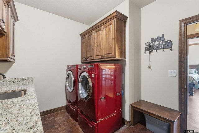 20846 County Road 26, Tyler, TX 75705