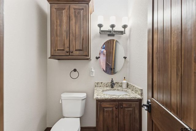 20846 County Road 26, Tyler, TX 75705