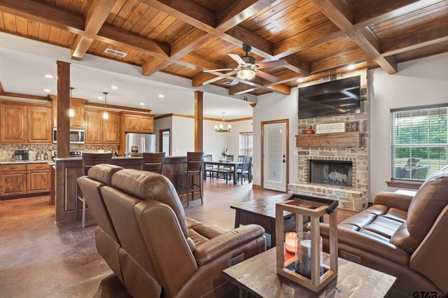20846 County Road 26, Tyler, TX 75705