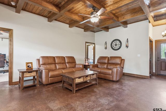 20846 County Road 26, Tyler, TX 75705