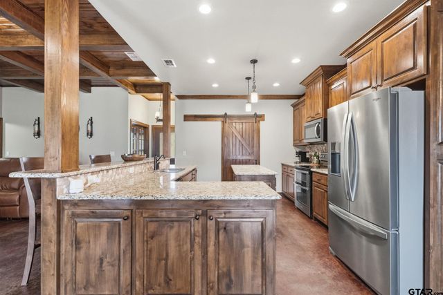 20846 County Road 26, Tyler, TX 75705