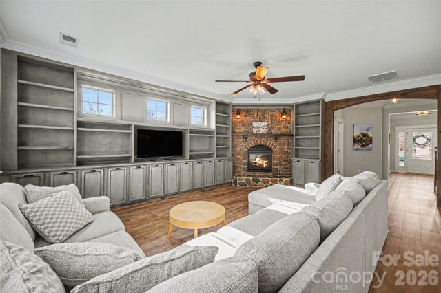 1000 Damson Lane, Waxhaw, NC 28173