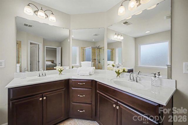 1000 Damson Lane, Waxhaw, NC 28173