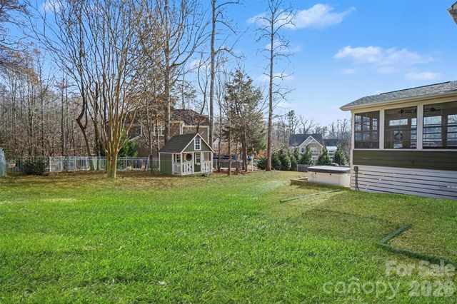 1000 Damson Lane, Waxhaw, NC 28173