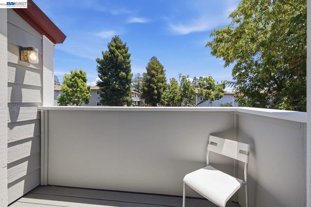 620 River Oak Way 81, Hayward, CA 94544