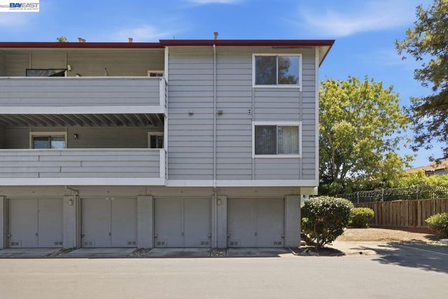 620 River Oak Way 81, Hayward, CA 94544
