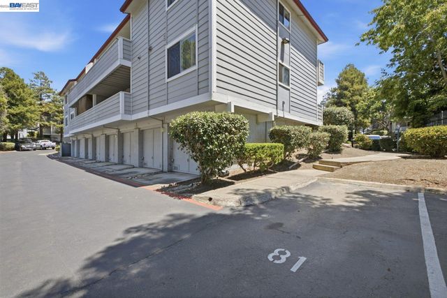 620 River Oak Way 81, Hayward, CA 94544