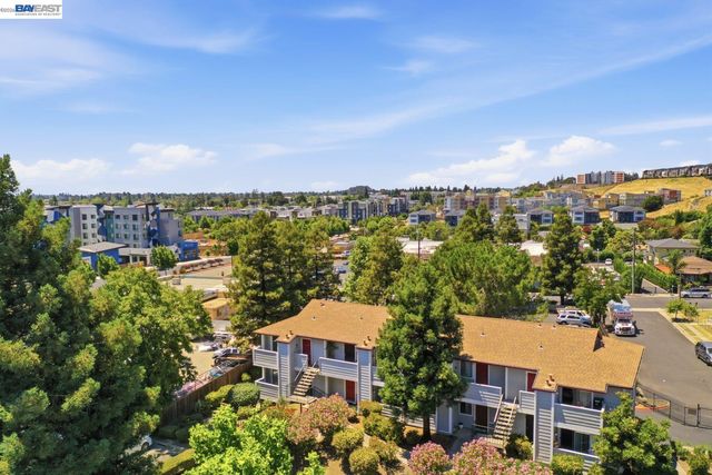 620 River Oak Way 81, Hayward, CA 94544