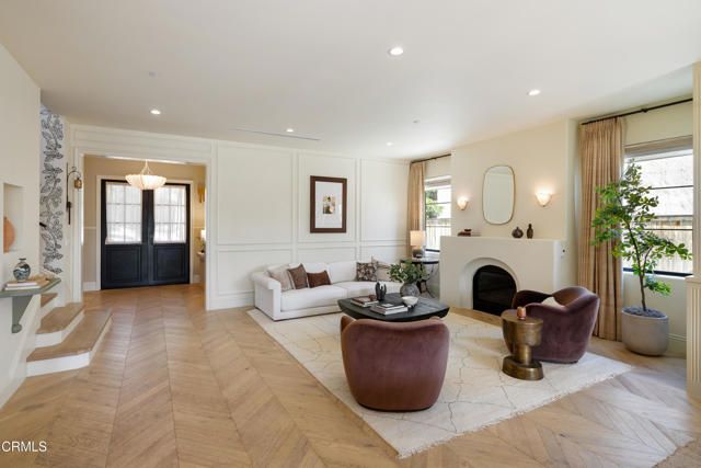 546 W Claremont Street, Pasadena, CA 91103