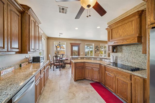 46500 Bob Crouch Road, Earlsboro, OK 74840