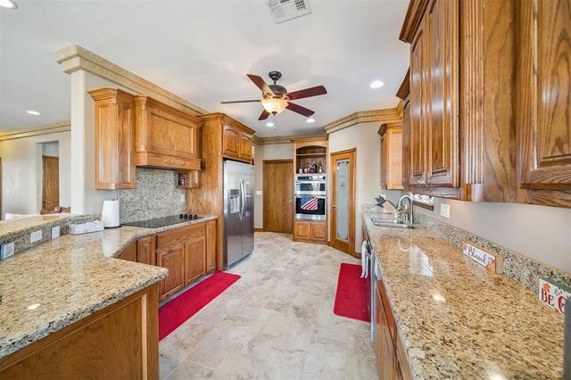 46500 Bob Crouch Road, Earlsboro, OK 74840