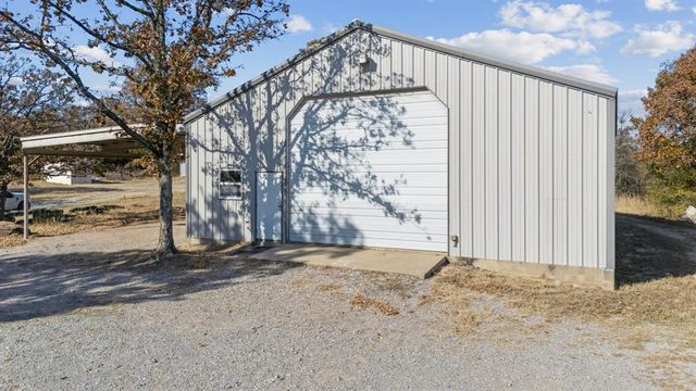 46500 Bob Crouch Road, Earlsboro, OK 74840