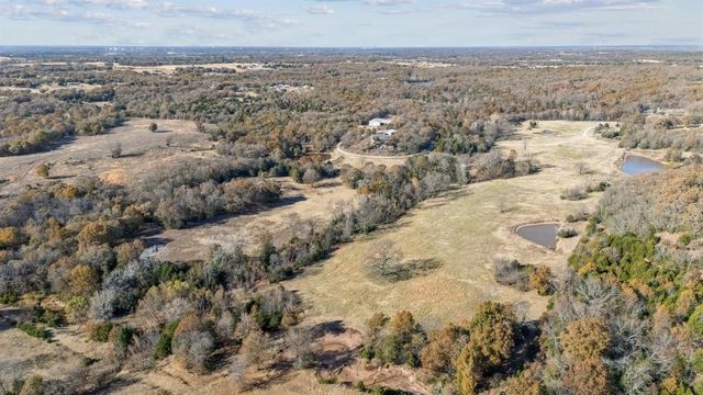 46500 Bob Crouch Road, Earlsboro, OK 74840