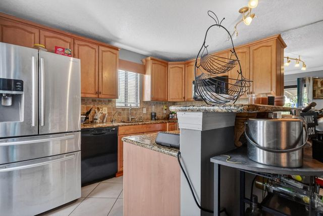 5204 Waterview Circle, Palm Springs, FL 33461