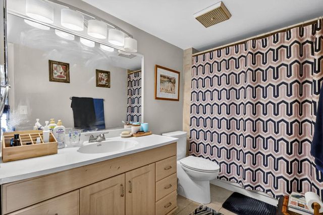 5204 Waterview Circle, Palm Springs, FL 33461