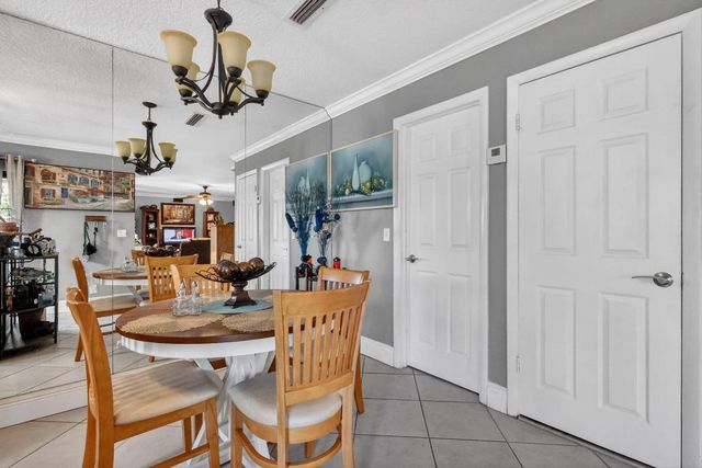 5204 Waterview Circle, Palm Springs, FL 33461