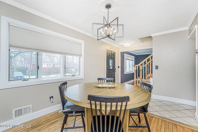 34 Dartmouth Drive, Hazlet, NJ 07730