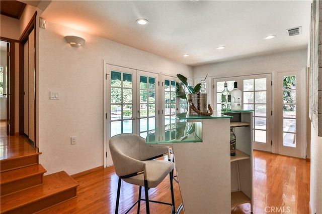 843 N Entrada, Glendora, CA 91741