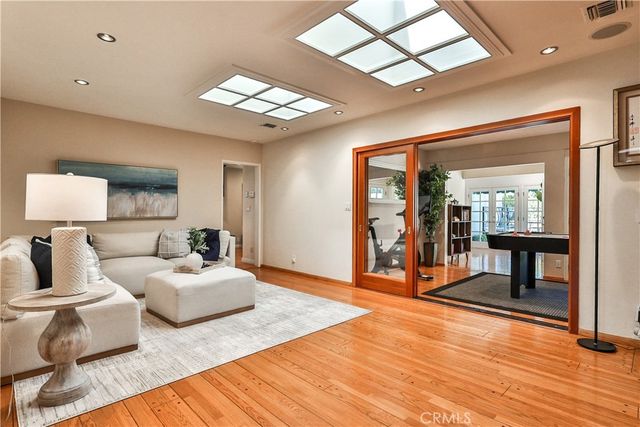 843 N Entrada, Glendora, CA 91741